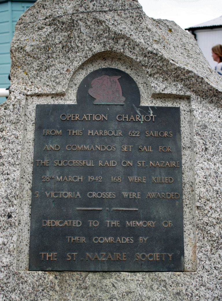 St Nazaire memorial close up